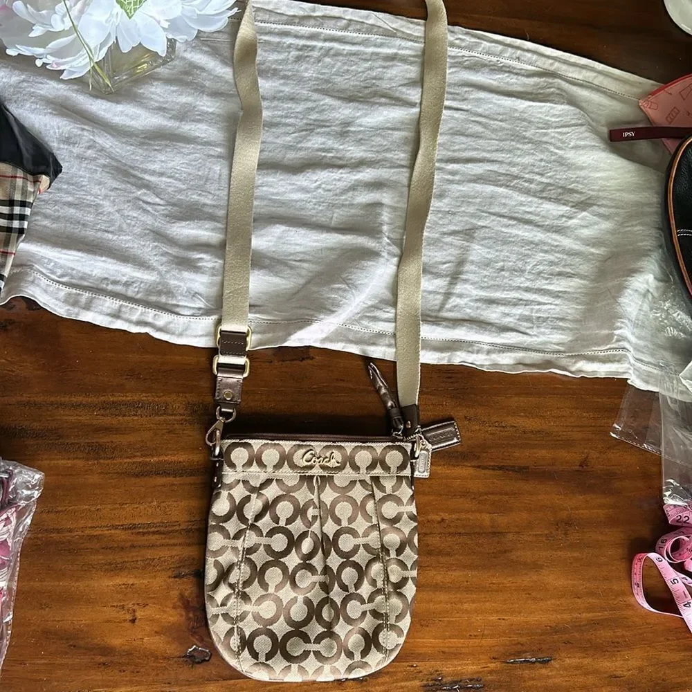 Coach crossbody bag impeccable